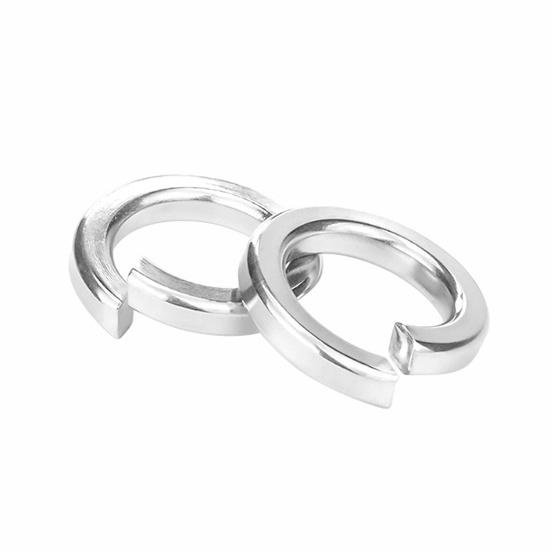 发动机紧固件：拧紧与防松之道