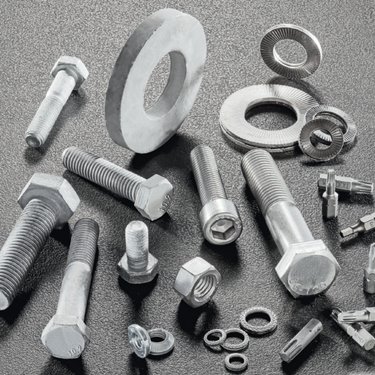 搞懂紧固件不用愁！8 大核心问题 + 实用解决方案